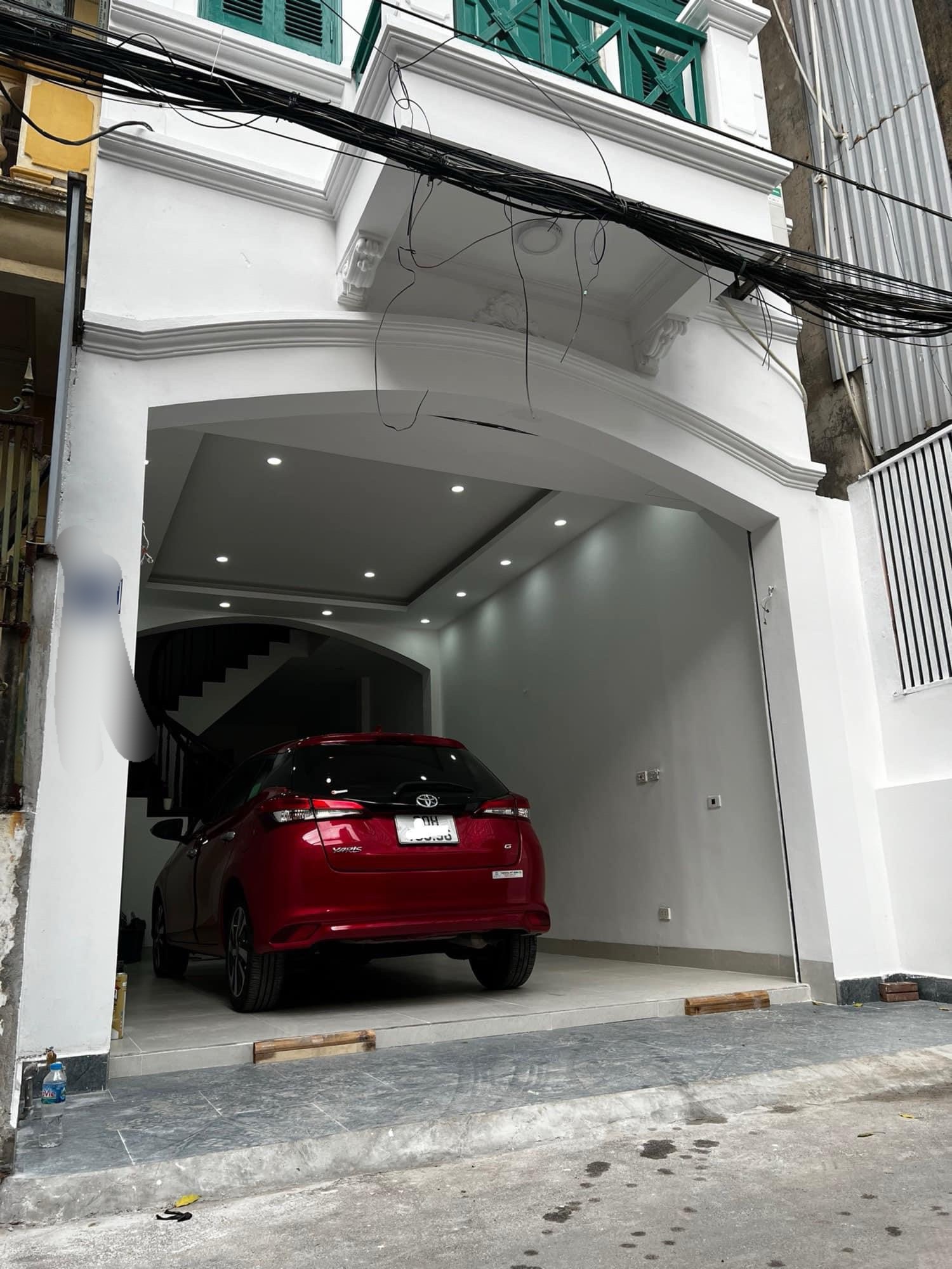 GẤP NHÀ PHÂN LÔ DỊCH VỌNG, CẦU GIẤY, 56M*4 TẦNG, MT 4,5M, GARA Ô TÔ, CHÀO 11,2 TỶ