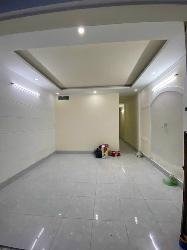 009Cho thuê nhà nguyên căn KDC đối diện BV Nhi Đồng. Gần ĐH FPT, Nam CT GIÁ: 5tr/tháng