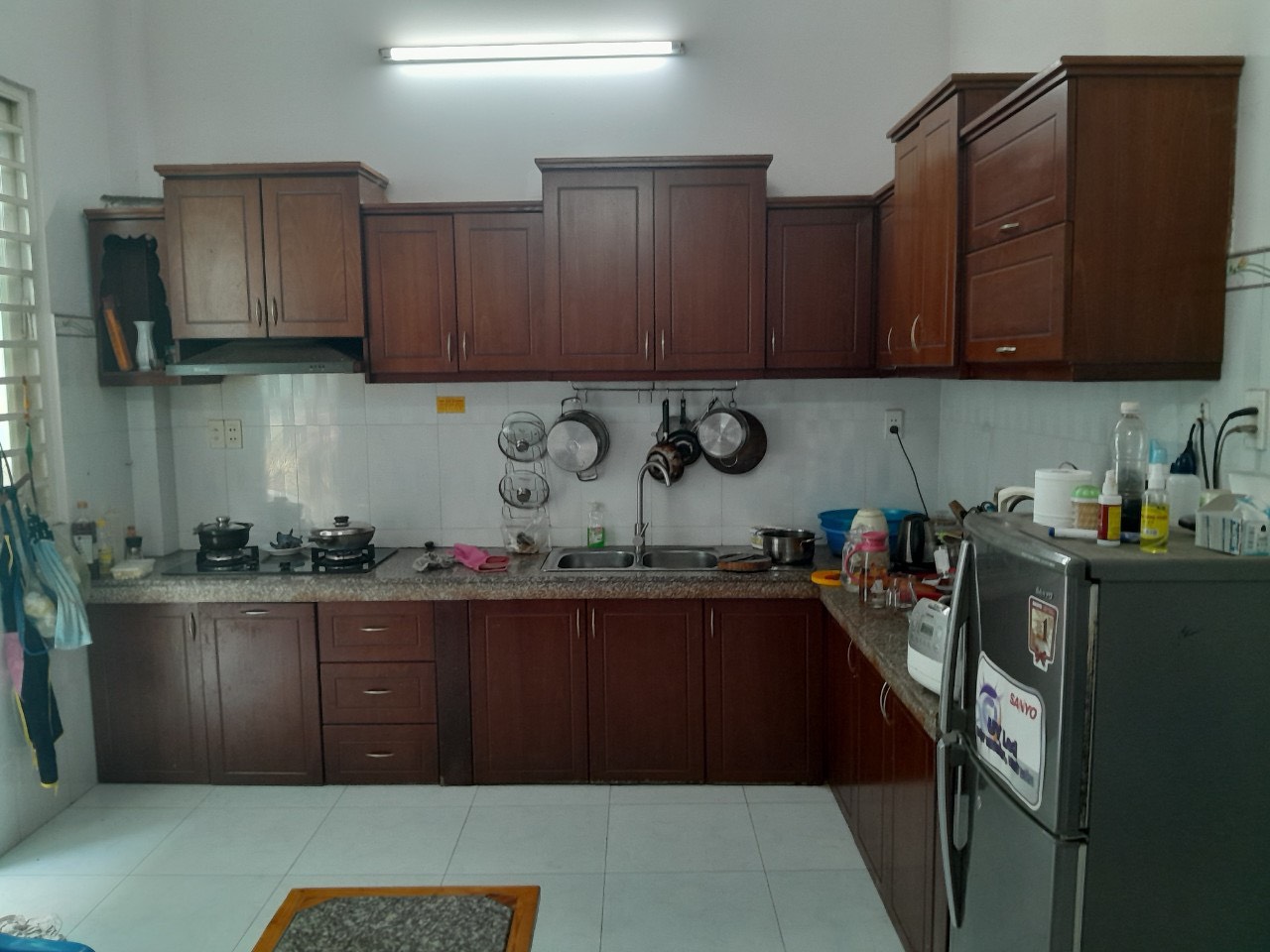 Nhà mặt tiền đường 17 Long thạnh mỹ DT 100m giá tốt