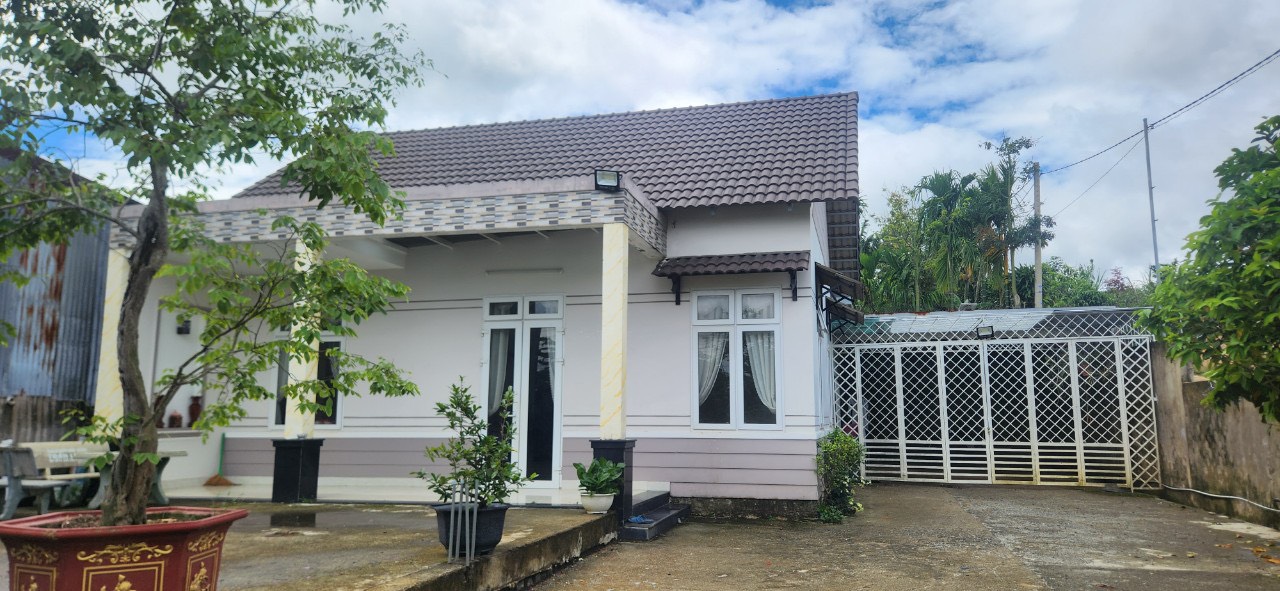 • CHÍNH CHỦ GỬI BÁN BIỆT THỰ MINI ĐẸP XÃ LỘC THÀNH - BẢO LỘC - LÂM ĐỒNG ,4 TỶ 5