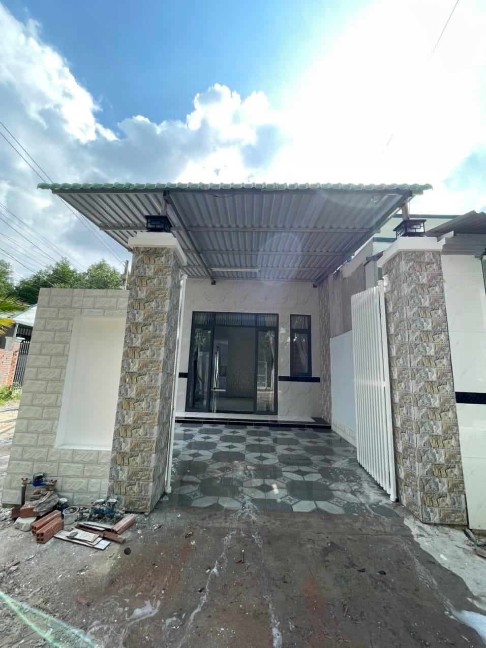 %%CHÍNH CHỦ CẦN BÁN NHÀ MỚI XÂY FULL THỔ CƯ Ở HẺM 57 - ẤP THANH PHƯỚC – THANH ĐIỀN – CHÂU THÀNH – TÂY NINH.