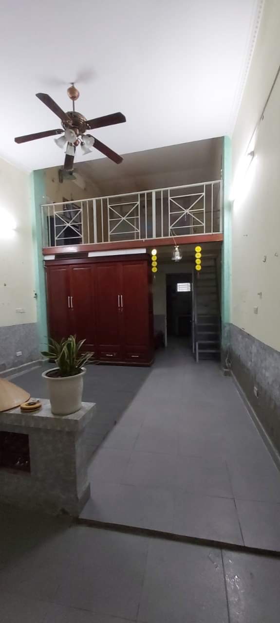 Cho Hộ Gia Đình thuê nhà cấp 4 Lĩnh Nam- Hoàng Mai- Hà Nội