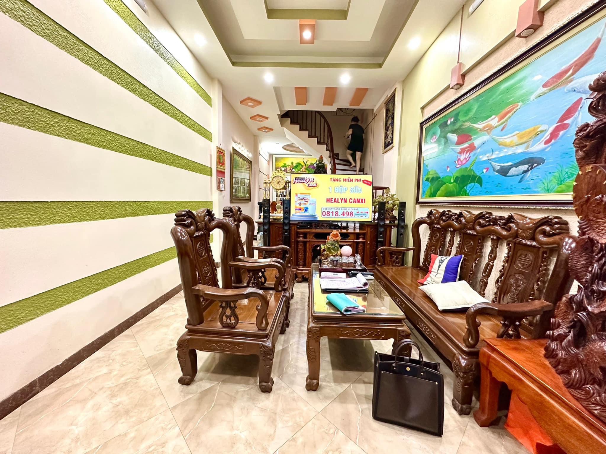 5 TẦNG MẶT NGÕ PHỐ TRẦN THÁI TÔNG,CG, 40M, MT 3,5M, Ô TÔ ĐỖ CỬA, KINH DOANH, GIÁ 9,8 TỶ