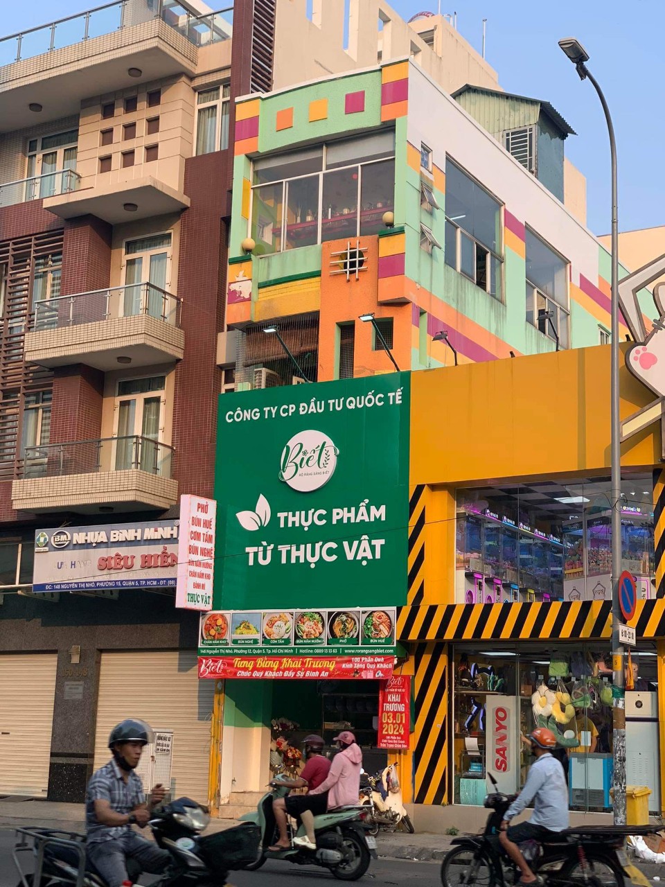 QUẬN 5 ! Cho thuê mặt bằng và lầu 1 trên đường MT 146 Nguyễn Thị Nhỏ, F.12, sát bên Chợ Lớn. Tel : 0902464263 (