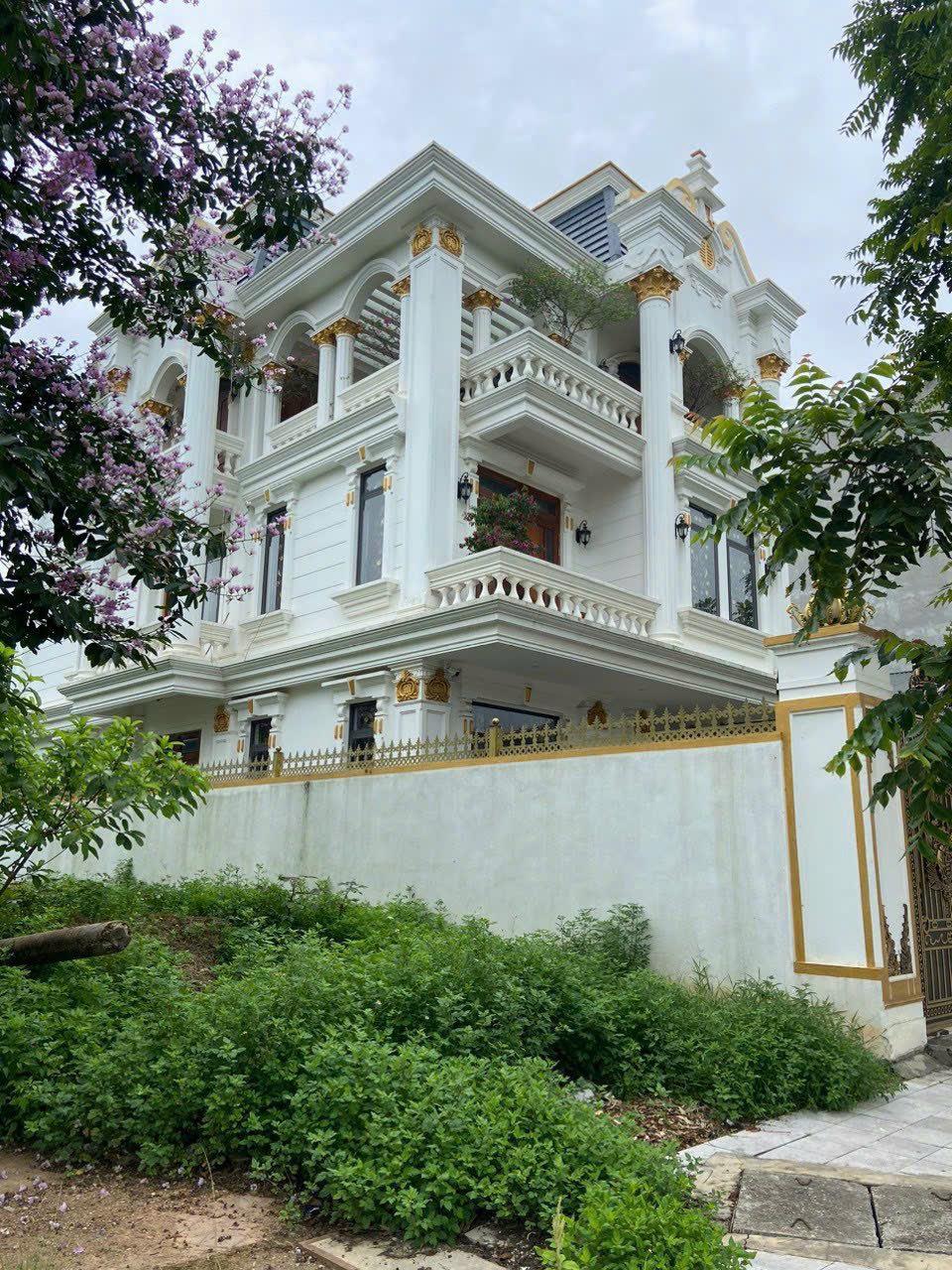 NHÀ ĐẸP - GIÁ TỐT - Chính Chủ Cần Bán Nhanh Căn Nhà Vị Trí Đẹp Nguyễn Khoái