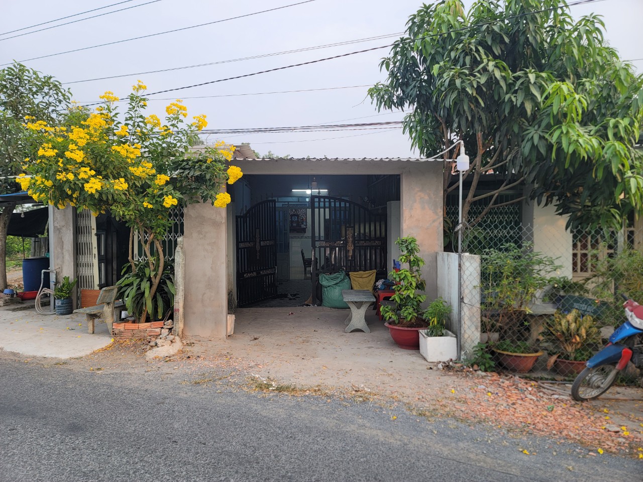 CỰC HIẾM ! CHÍNH CHỦ CẦN BÁN NHÀ MẶT TIỀN ĐƯỜNG 30/4 - BẾN LỨC - LONG AN