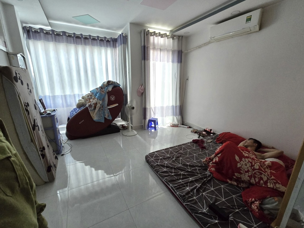 Ngộp bank, 3TY hơn, HXH, Nhà 4 tầng kiêng cố, 4PN, DTS 201m2, Tân Phú Thủ Đức