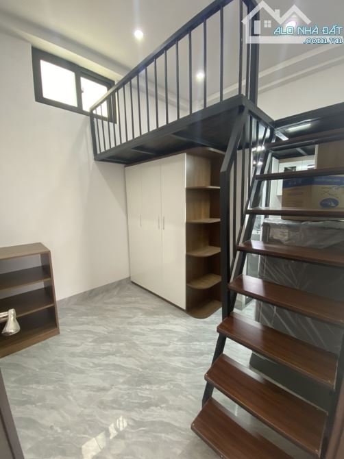 Bán gấp CCMN Yên Xá- Tân Triều- lô góc, ô tô 7 chỗ vào nhà, 8 tầng 21 phòng 9.7 ty Hằng mini