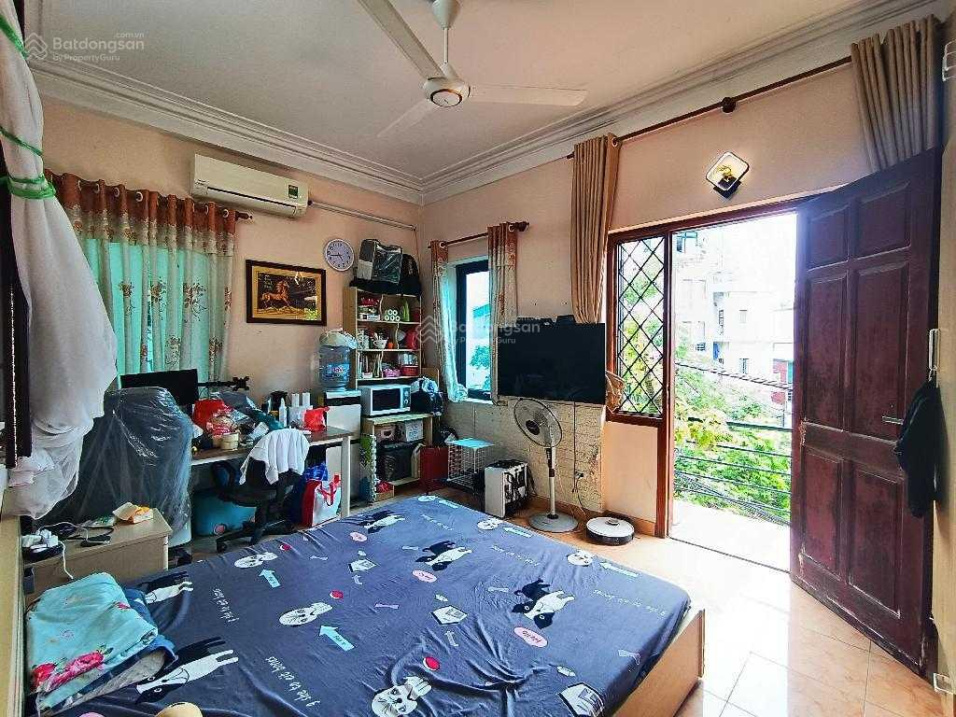 Bán nhà Định Công Hoàng Mai, lô góc oto đỗ cửa, vị trí trung tâm, nhiều tiện ích, ở sướng