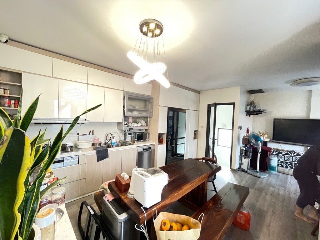 VIP BA ĐÌNH, Ô TÔ ĐỖ CỬA – 5 tầng Lê Hồng Phong 35m2 chỉ 10.8 tỷ - NHÀ RẤT ĐẸP, LÔ GÓC 2 MẶT TIỀN