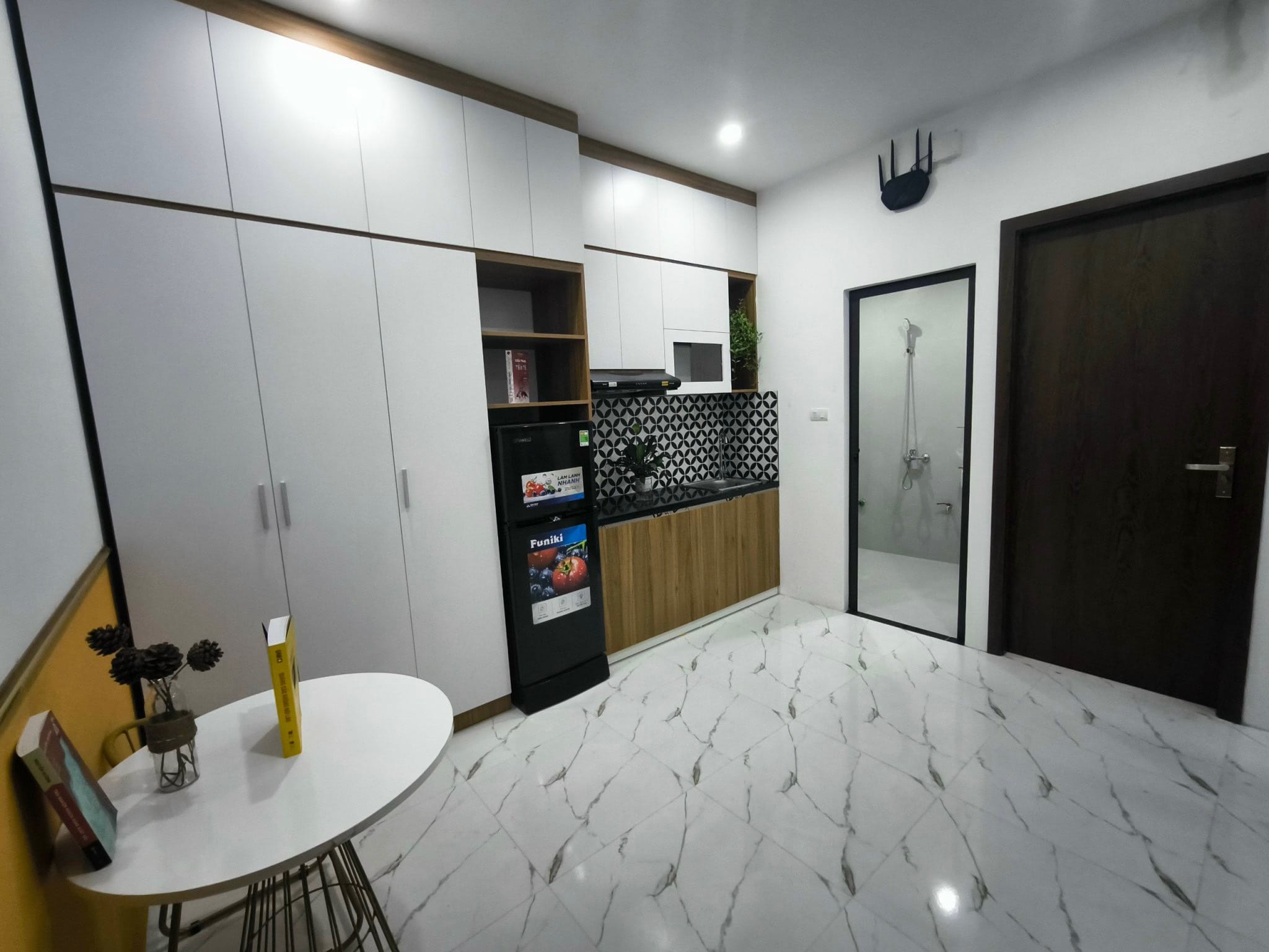 Bán nhà phố Minh Khai, Hai Bà Trưng 52m, 6 tầng. Giá: 11.8 tỷ