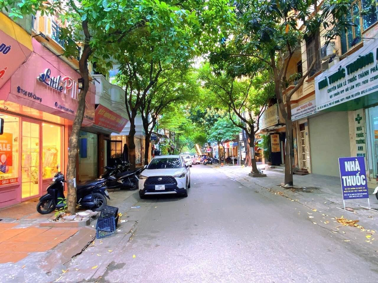 Bán nhà phố Đỗ Quang, Cầu Giấy 47m, 5 tầng, mt 4.6m. Giá: 25.5 tỷ