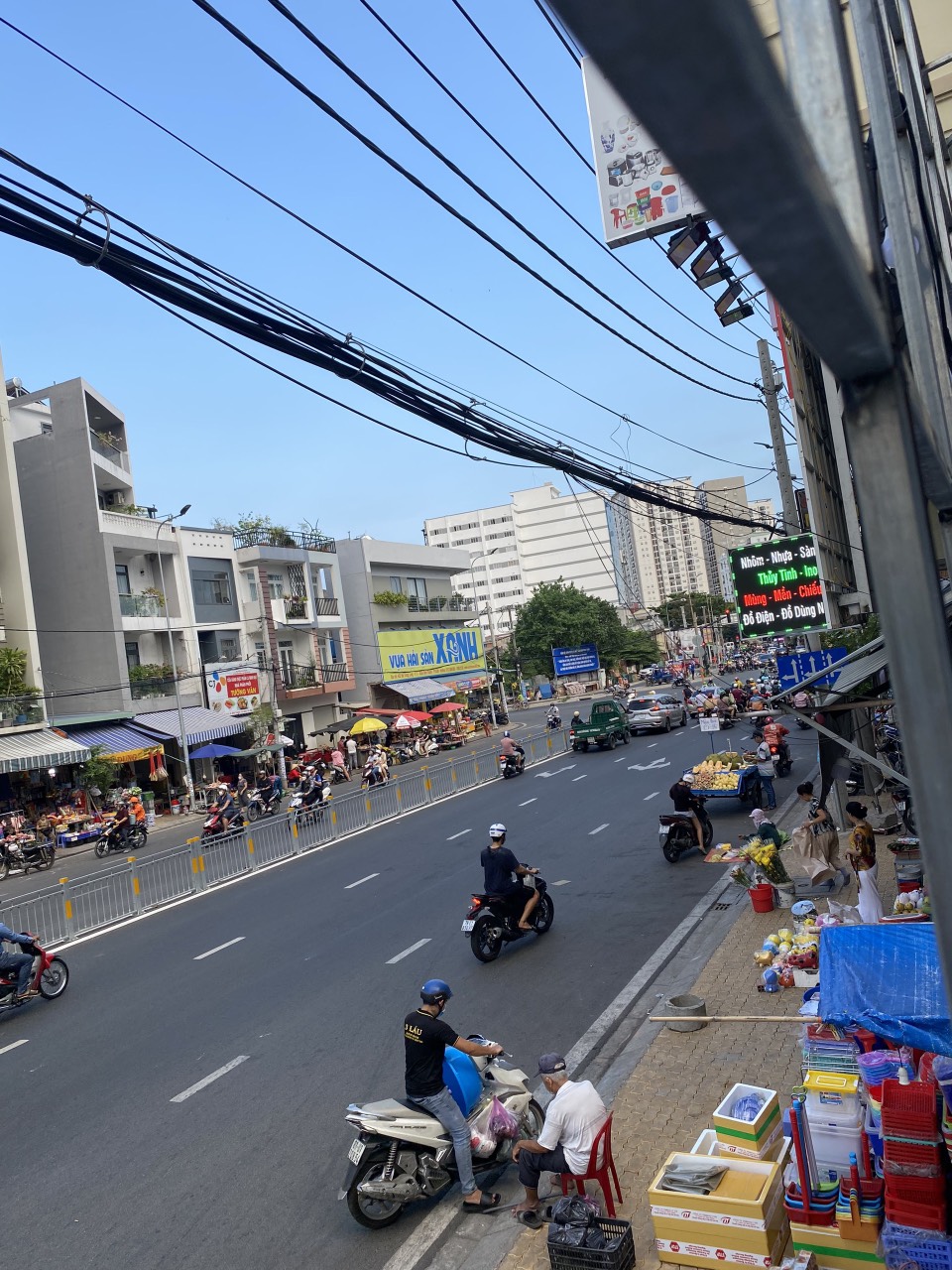 Bán Nhà GÓC 2 Mặt Tiền đường Hoàng Hoa Thám,Q.Tân Bình,DT:12mx16m,KC:,TRỆT,Giá:38 tỷ.