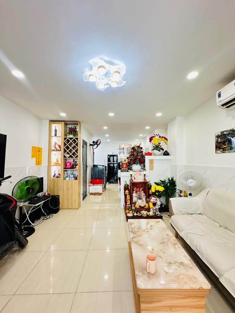 BÁN GẤP NHÀ 2PN HẺM 1/ ĐIỆN BIÊN PHỦ P15- BÌNH THẠNH. 32M2 - HẺM 3M THÔNG - SỔ VUÔNG - AN NINH - CHỈ 4,2 Tỷ