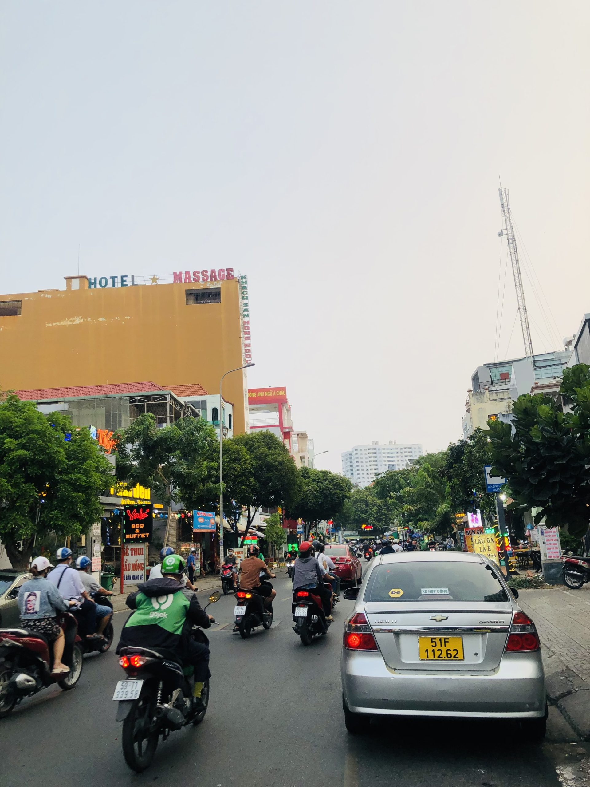 Bán BIỆT THỰ MẶT TIỀN KD đường Trần Nguyên Đán,Q.Phú Nhuận,DT:10mx16m,KC:HẦM,4 lầu,Giá:55 tỷ