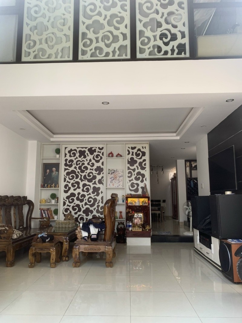 TT HẢI CHÂU, BA ĐÌNH, LÊ LAI, SÁT CÔNG AN TP ĐÀ NẴNG - 4 TẦNG XÂY KIÊN CỐ - 4 PHÒNG NGỦ. CHỦ CẦN BÁN GẤP DT 93.2M2 GIÁ