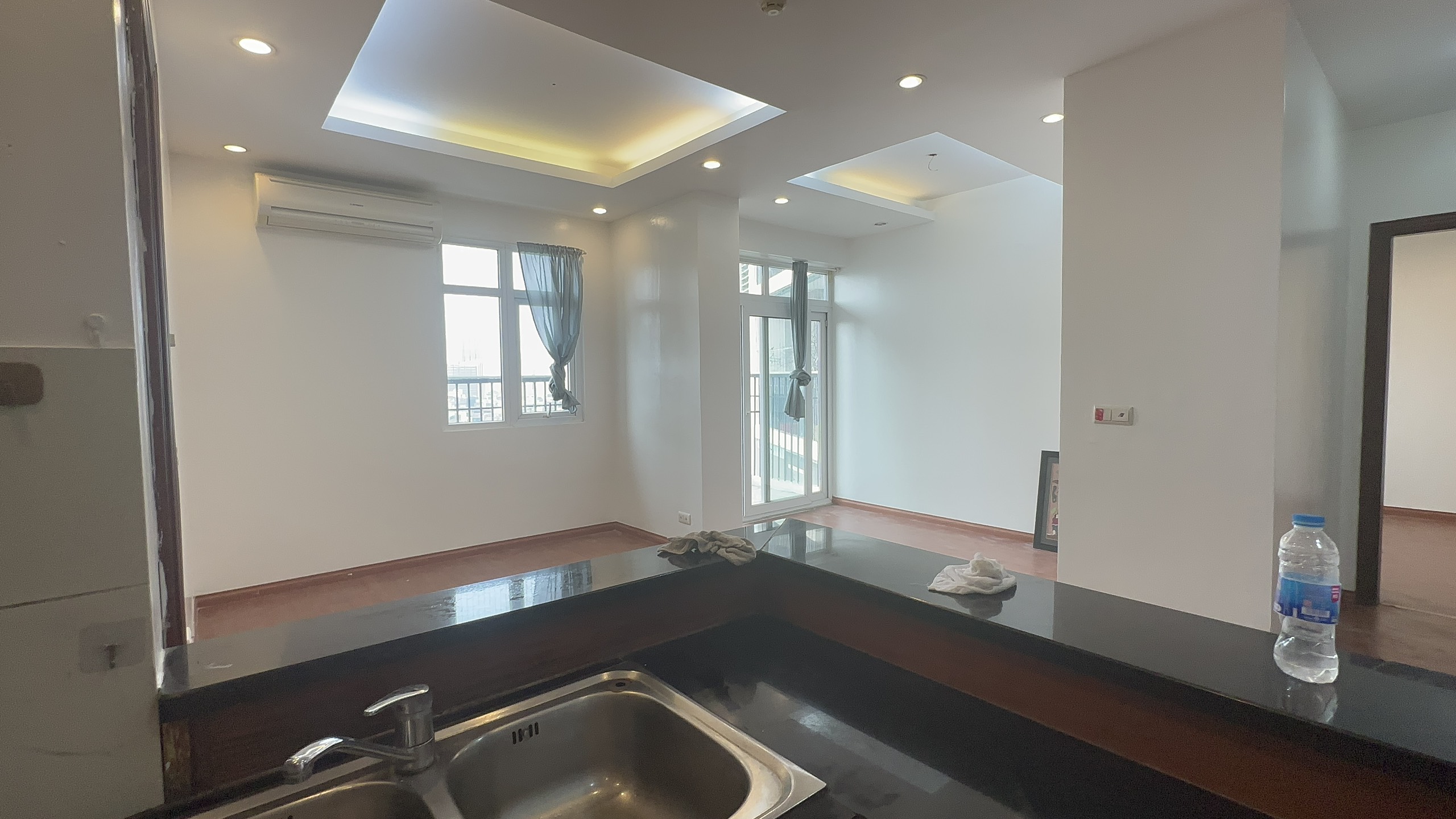 Cho thuê chung cư Trung Yên Plaza Trung Hoà, Cầu Giấy 99m2 2pn 2wc 15tr/tháng