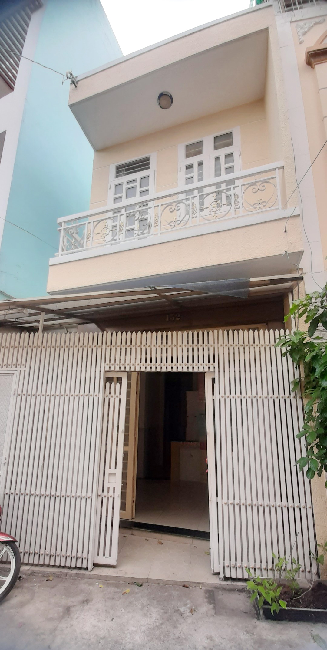 Nhà 2 tầng mới HXH đường Âu Dương Lân P3Q8. Giá 4,65 tỷ TL