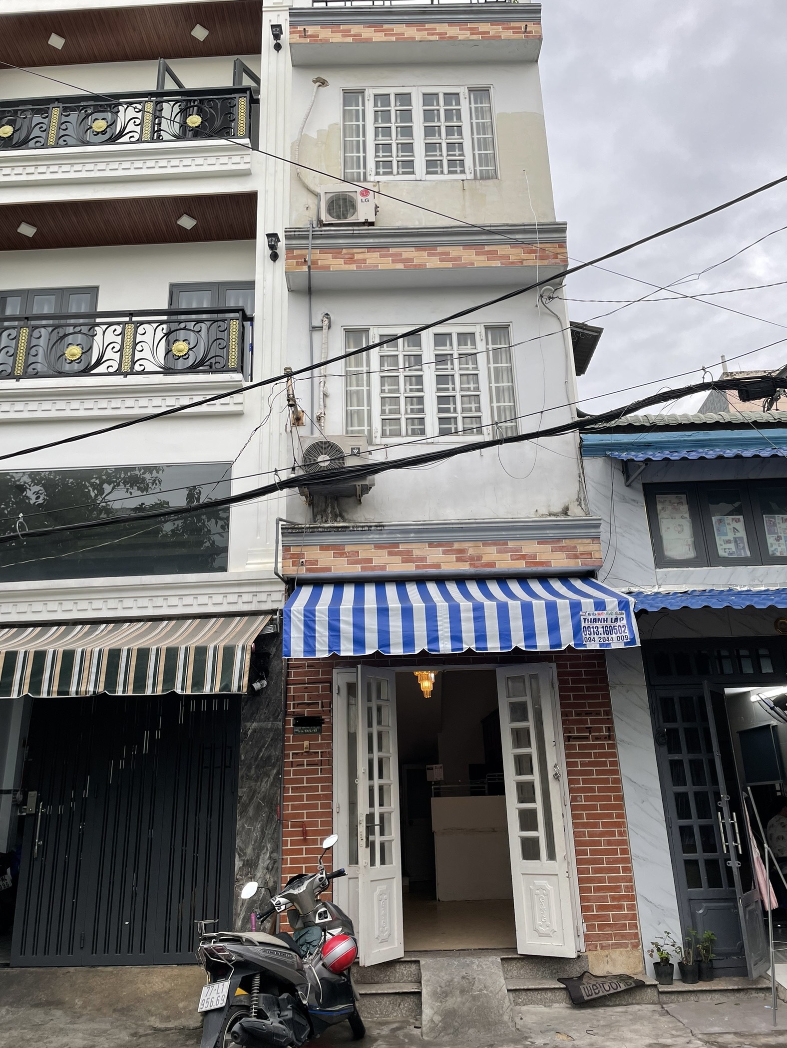 Chính chủ cho thuê nhà 4 tầng hẻm xe hơi đường Phan Văn Trị