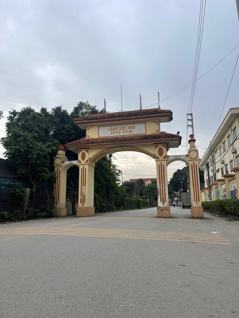 BÁN MẢNH ĐẤT 130m2, ĐẸP NGHIÊNG NƯỚC NGHIÊNG THÀNH - DO HẠ - TIỀN PHONG - MÊ LINH
