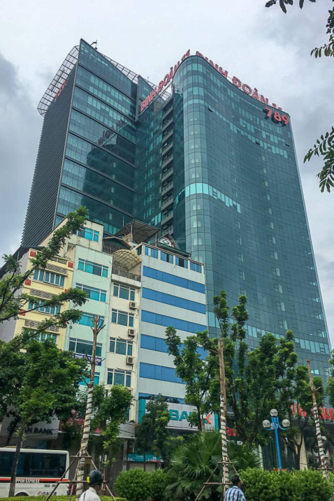 Cho thuê văn phòng cực đẹp full nội thất DT 239m2 tại tòa 789 Bộ Quốc Phòng đường Hoàng Quốc Việt