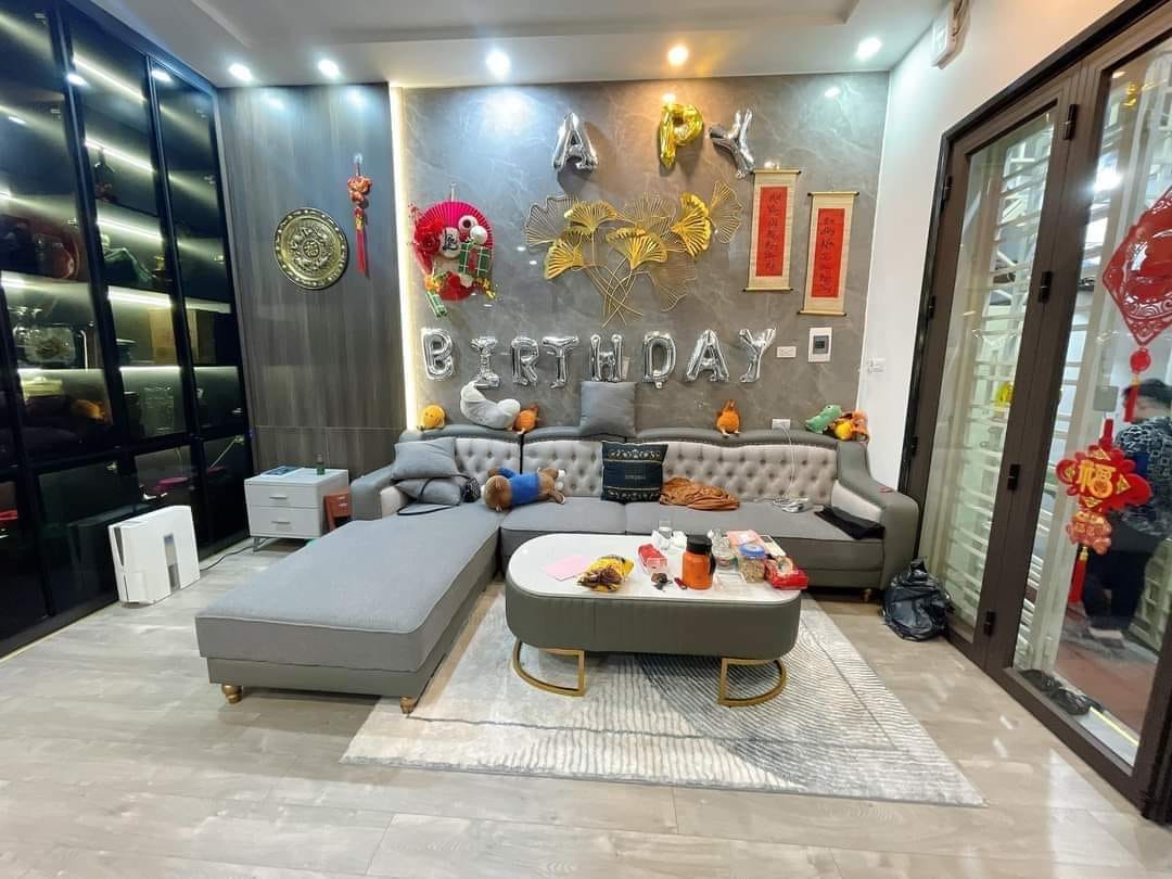 Bán nhà trung tâm Ba Đình, cách mặt phố 30m, tặng full nội thất, dtich 39m, mtien 4m,giá nhỉnh 7 tỷ