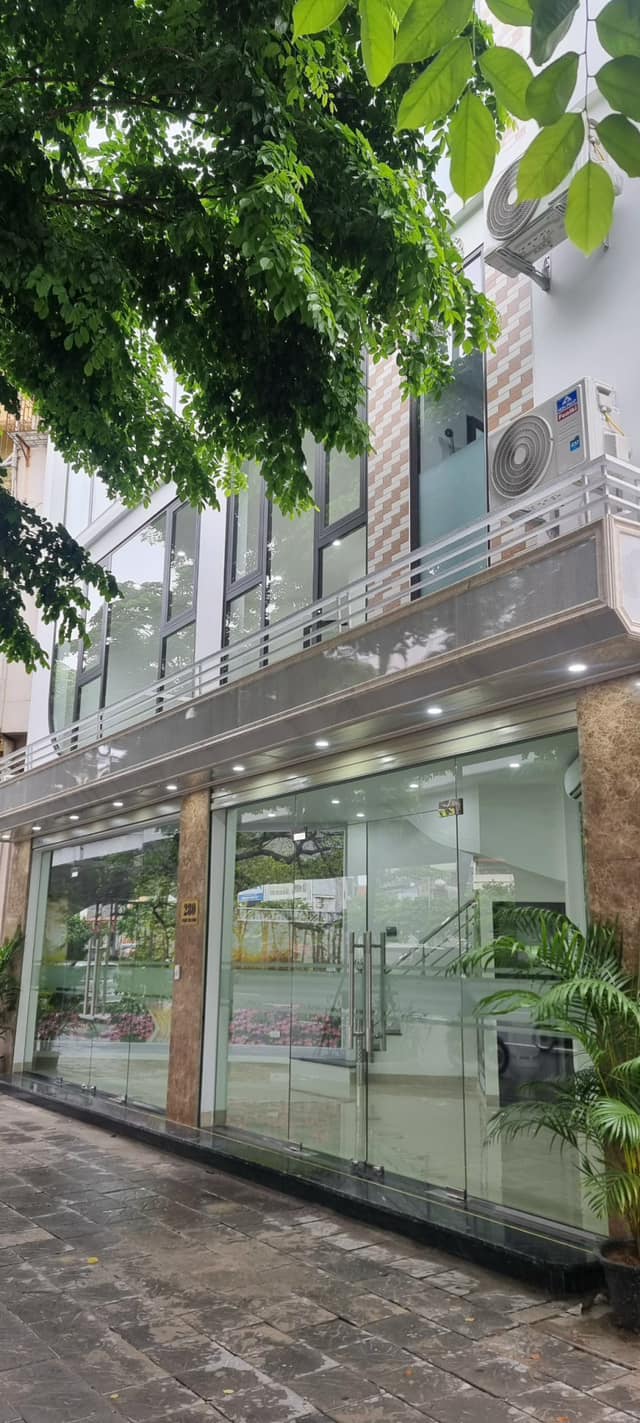 Bán nhà MP khu Thanh Nhàn, 102m x 4T, ôtô đỗ cửa, vị trí nhất phố, KD đa dạng, nhỉnh 20 tỷ