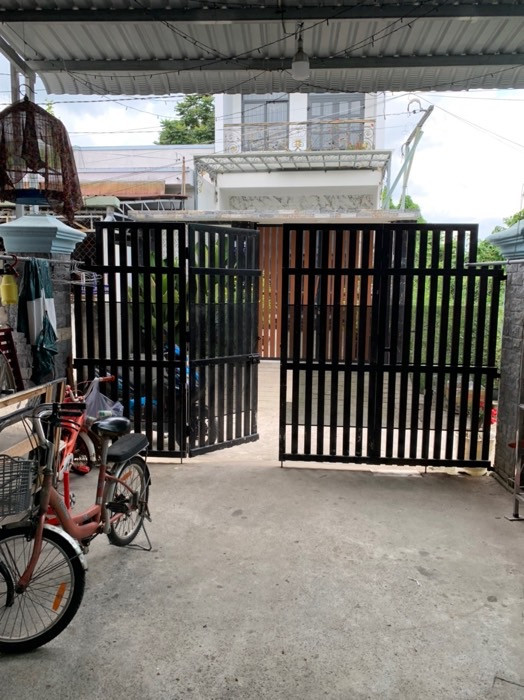 Giảm 350tr bán nhanh nhà 2 tầng, 4.5x19m HXH TL44, Thạnh Lộc, chỉ 3Tỷ950