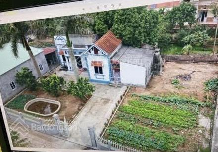 Chính chủ bận đi công tác cần Cho thuê biệt thự sân vườn 689m2 xây kiểu nhà Thái. Gần chợ dốc Bái, Đông Kết. Giá rẻ