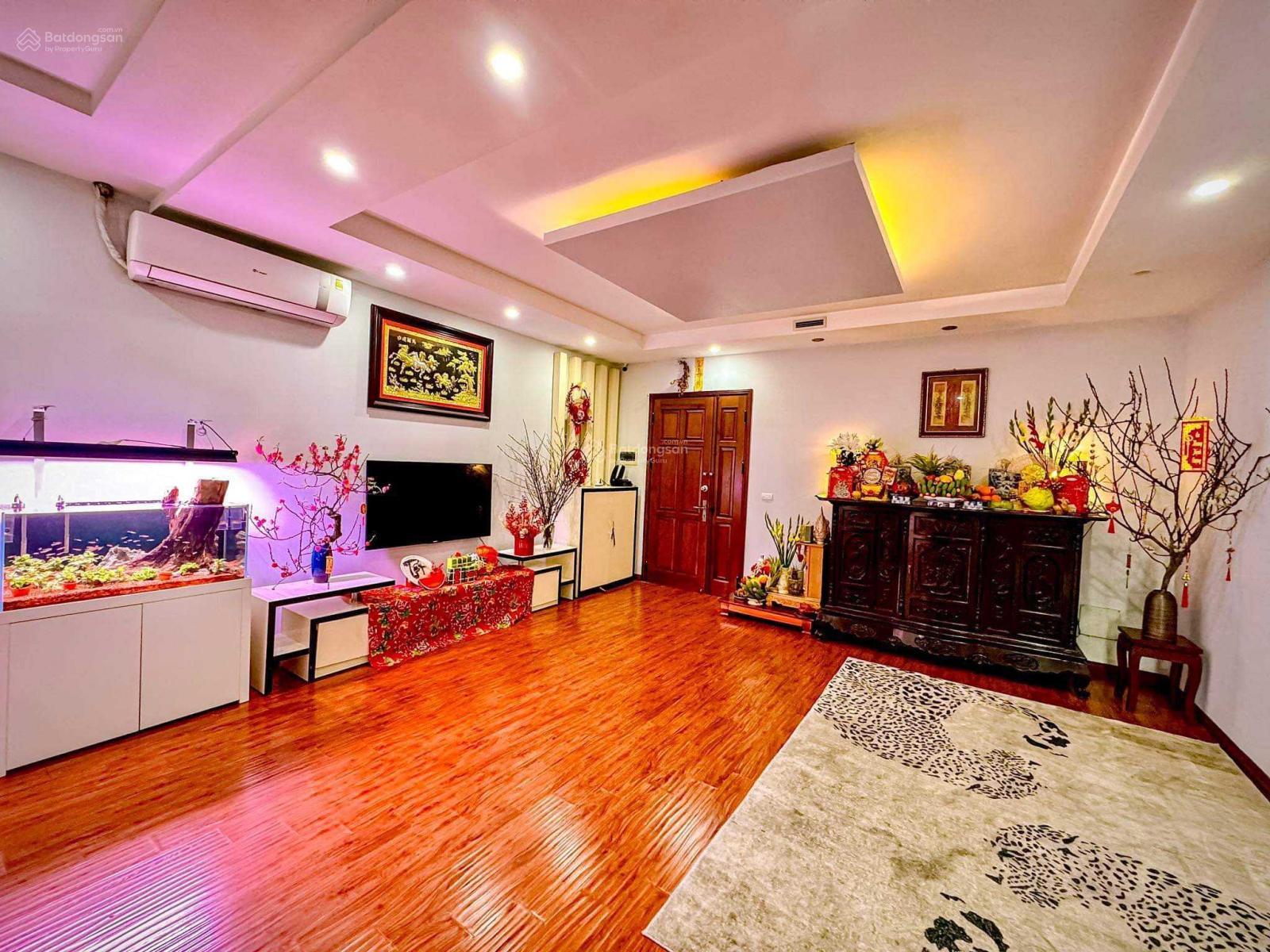 Chính chủ bán căn hộ CT2 Ngô Thì Nhậm - Hà Đông 3PN (129m2) full đồ