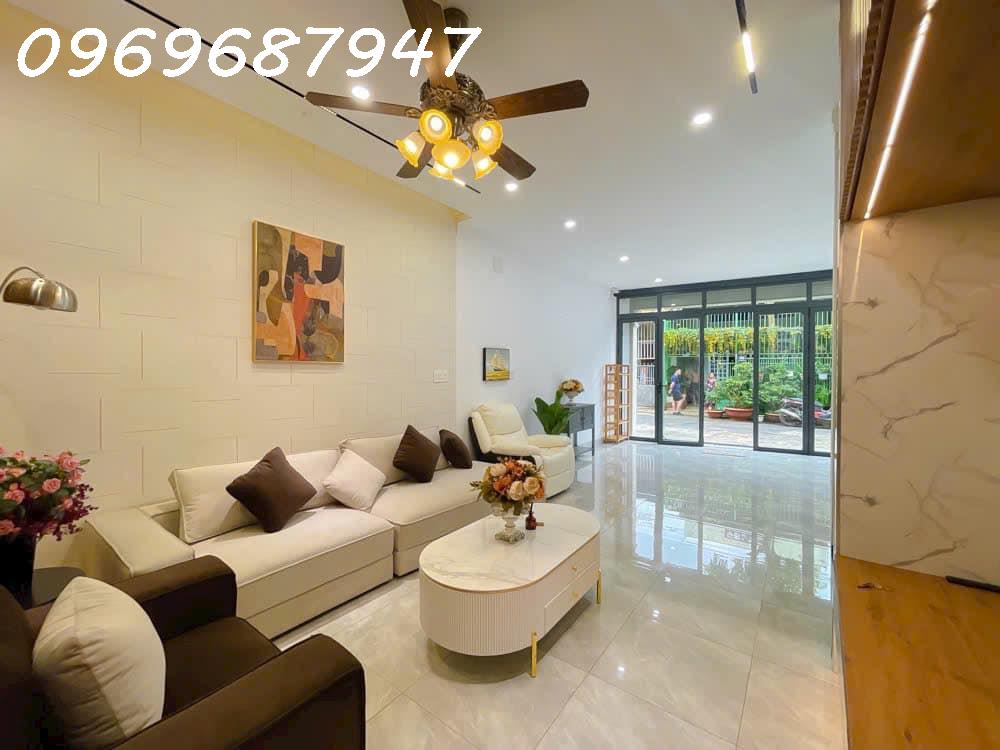 NHÀ 3 LẦU PHỐ LÊ THÁNH TÔNG - TP.BUÔN MA THUỘT - CHỈ 5.5 TỈ