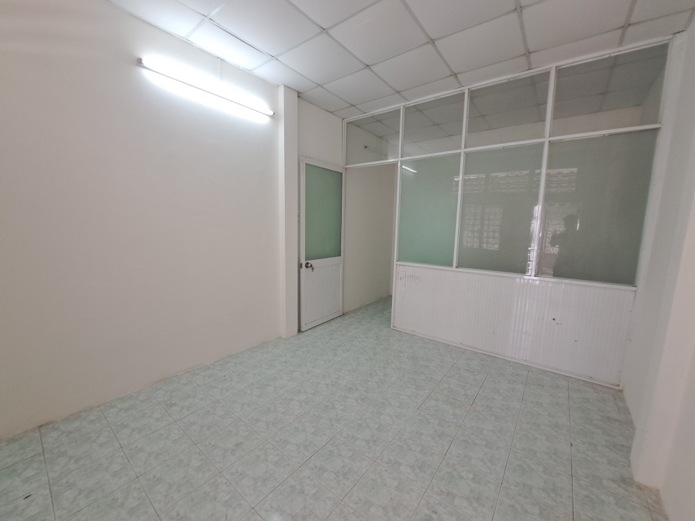 35m2 NGUYỄN VĂN TRỖI - 2 Tầng - 2PN - Hẻm 3 gác - SÁT QUẬN 3 QUẬN 1.cho thuê 10 triệu Giá 4 tỷ 950