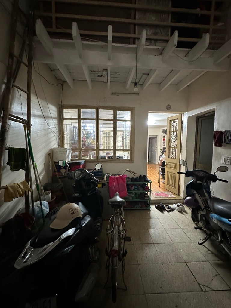 Kim Ngưu 58m2 x 4 Tầng , mặt tiền 5m , 6.5 tỷ , Cách mặt phố 30 m,Trung tâm quận Hai Bà Trưng Hà Nội