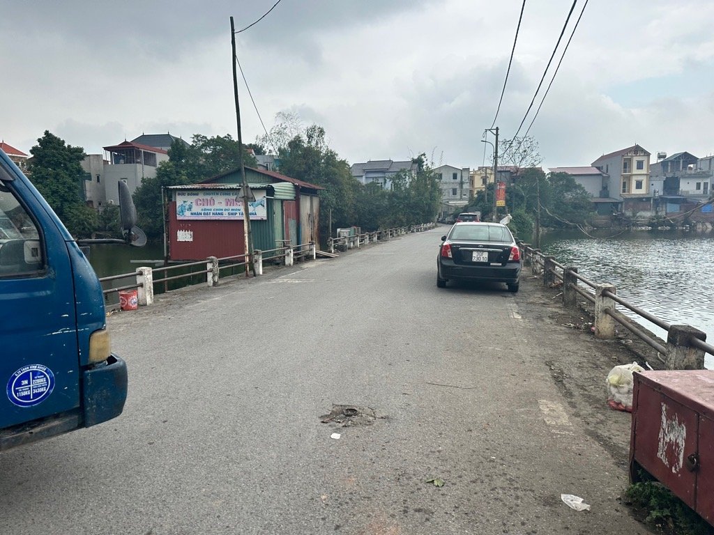 40m2 thôn Đanh, Dương Xá 50m ra đến chợ Đanh. Giá 1.9 tỷ