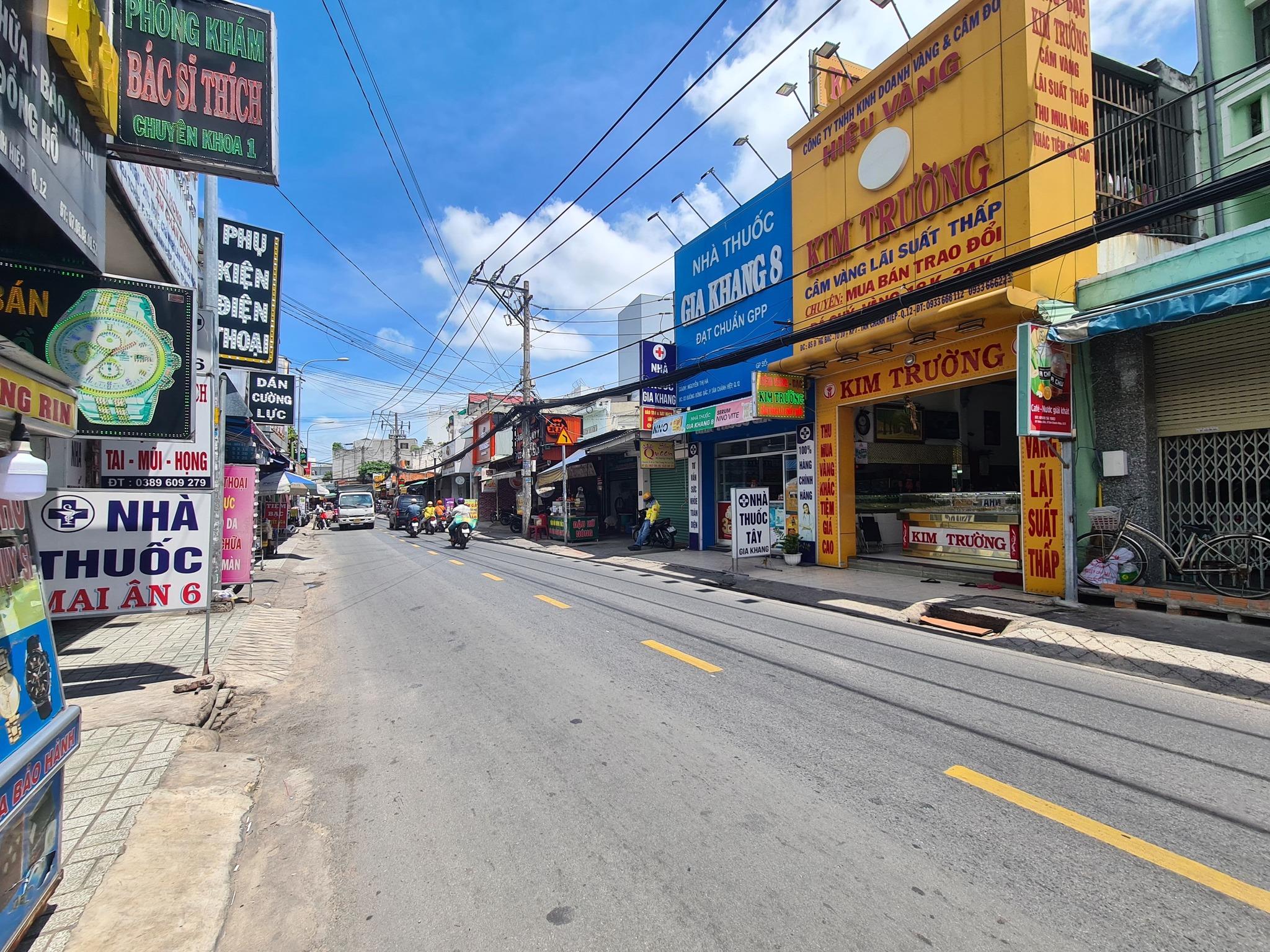 BÁN ngôi nhà trước mặt KINH DOANH, TRỤC ĐƯỜNG giao lưu buôn bán CHÍNH RA TÔ cam kết, TT Q.12, cạnh bên GÒ VẤP, TÂN BÌNH