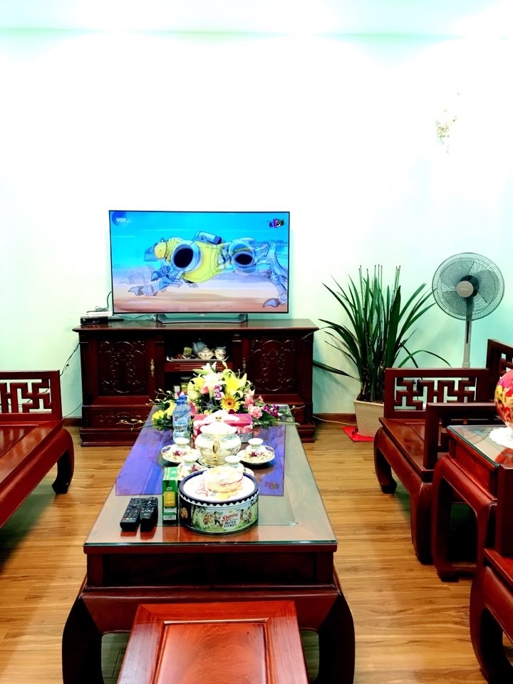 Hai thoáng, Mặt ngõ, Ô tô 20m, bán nhà Thịnh Quang-0946383428