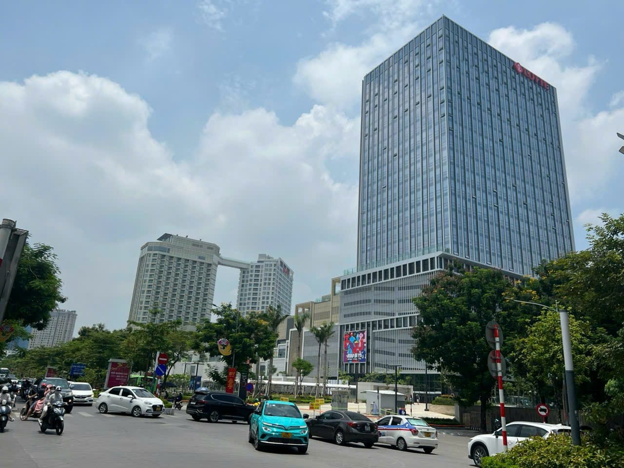 123m2