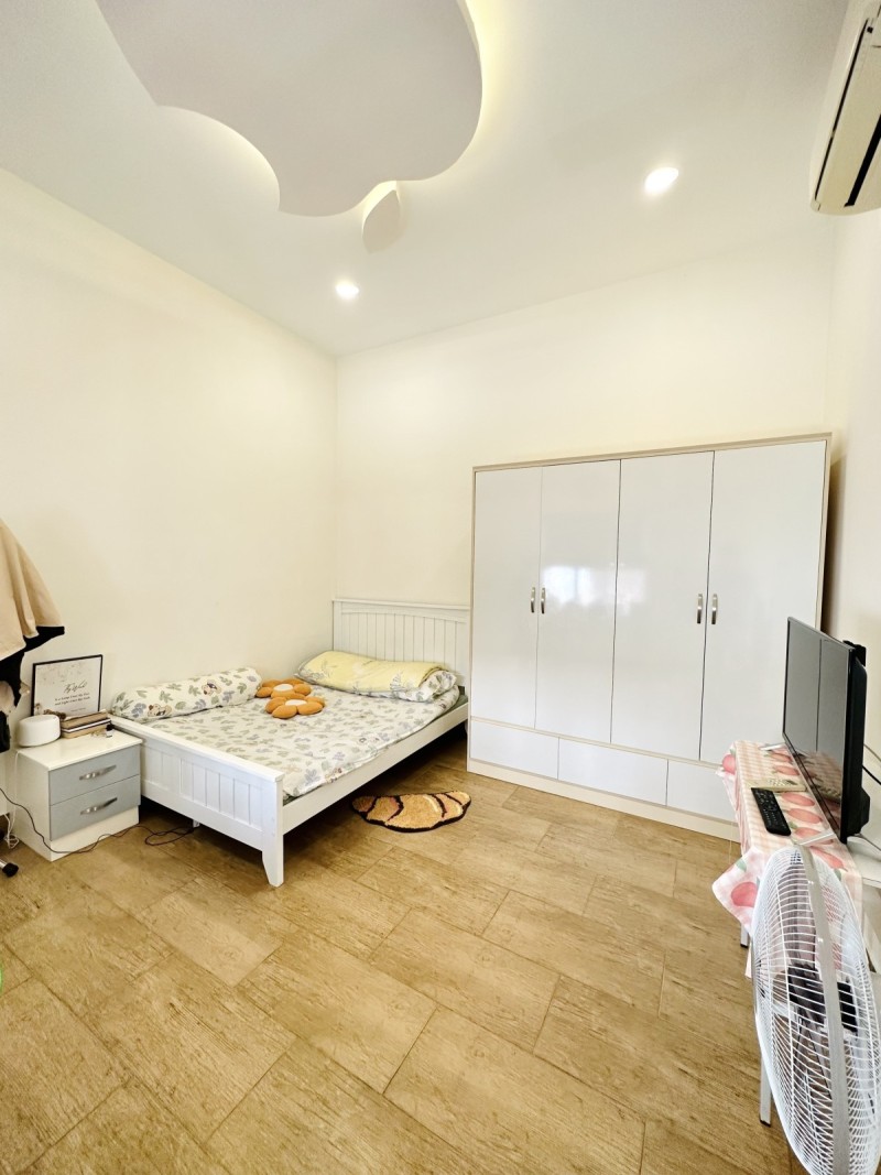 Bán nhà đường Ngô Gia Tự, Phường 4, Quận 10, 4 tầng, 5.49 tỷ