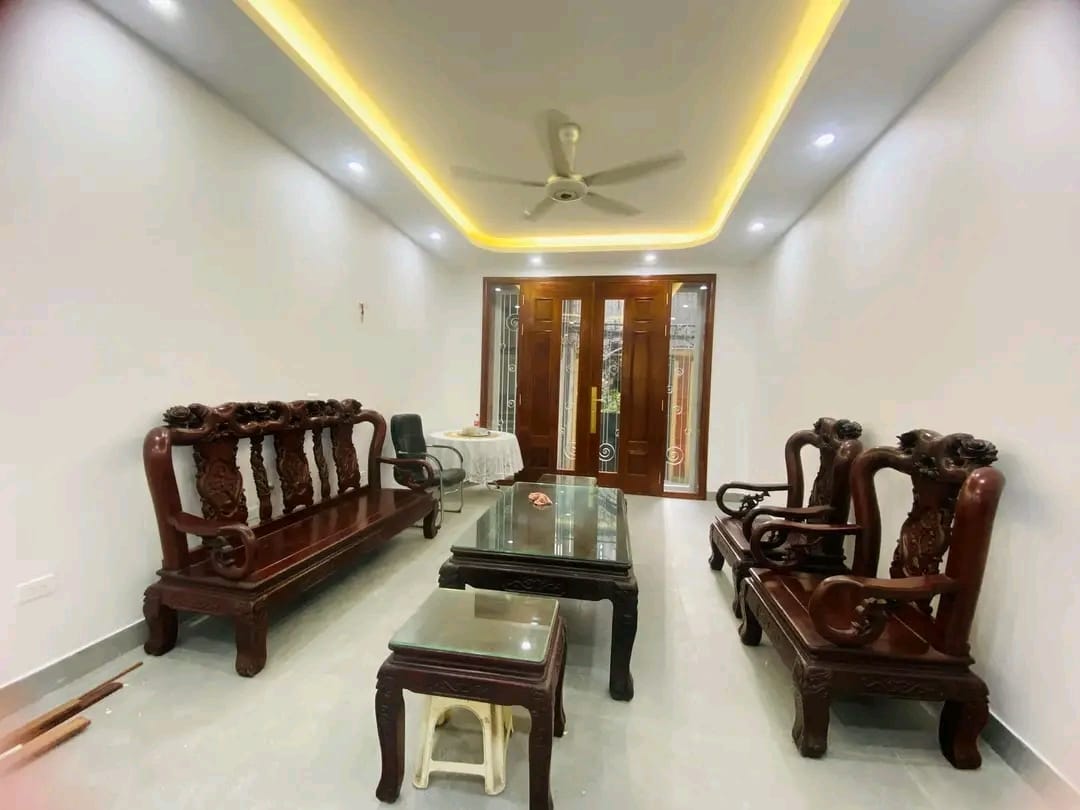 Bán nhà mặt phố Thanh Nhàn, 110m2, 8 tầng thang máy, 41.8 tỷ, vỉa hè rộng, ô tô tránh, Kinh Doanh đỉnh