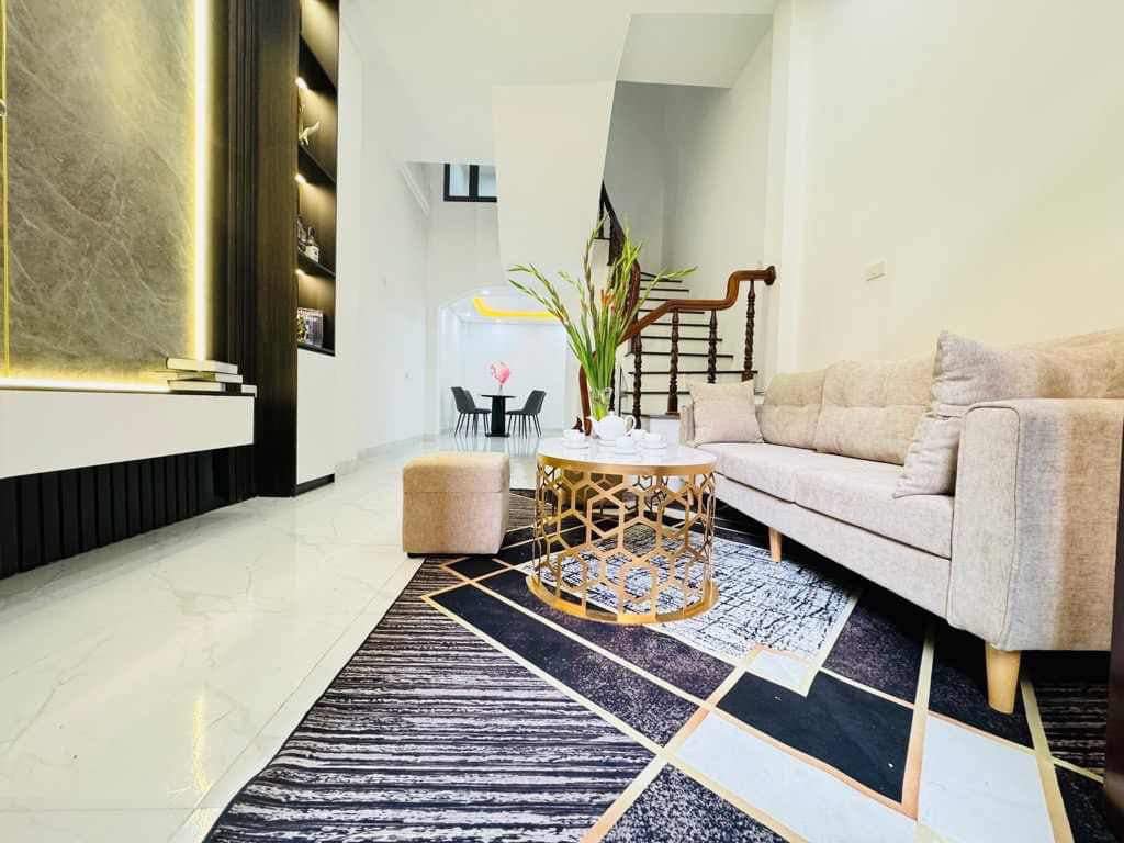 Hai thoáng, Đẹp ở ngay, Ngõ thông, bán nhà Hào Nam-0946383428