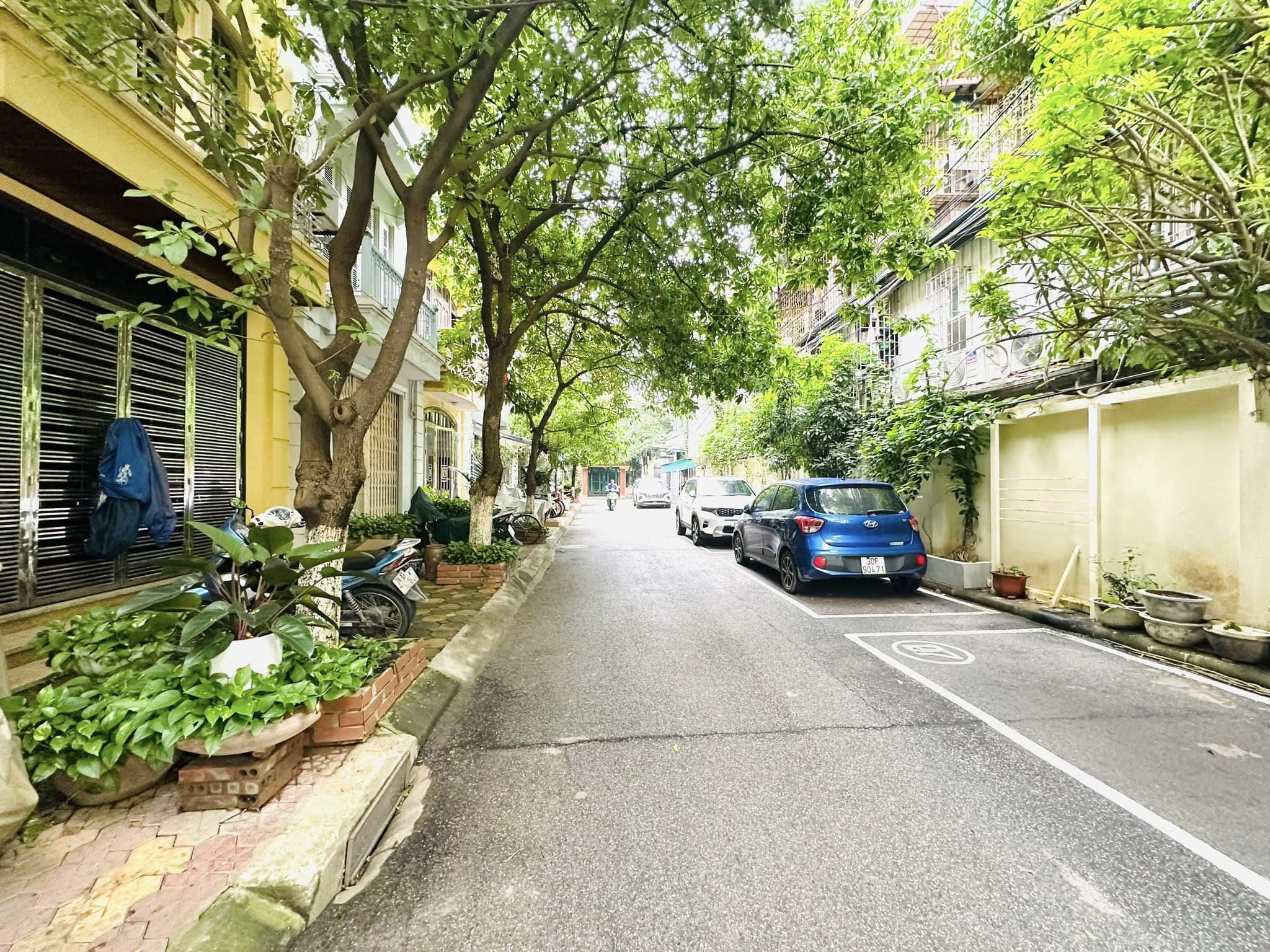 Bán Nhà Phương Liệt Thanh Xuân 56m x 5 tầng Vỉa Hè Phân Lô Ô Tô Tránh Giá 16 Tỷ.