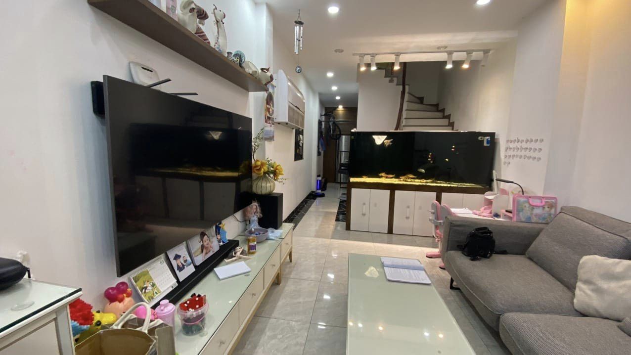 Dân xây 2018, Ô tô 20m, Tặng nội thất bán nhà Phương Mai-0946383428