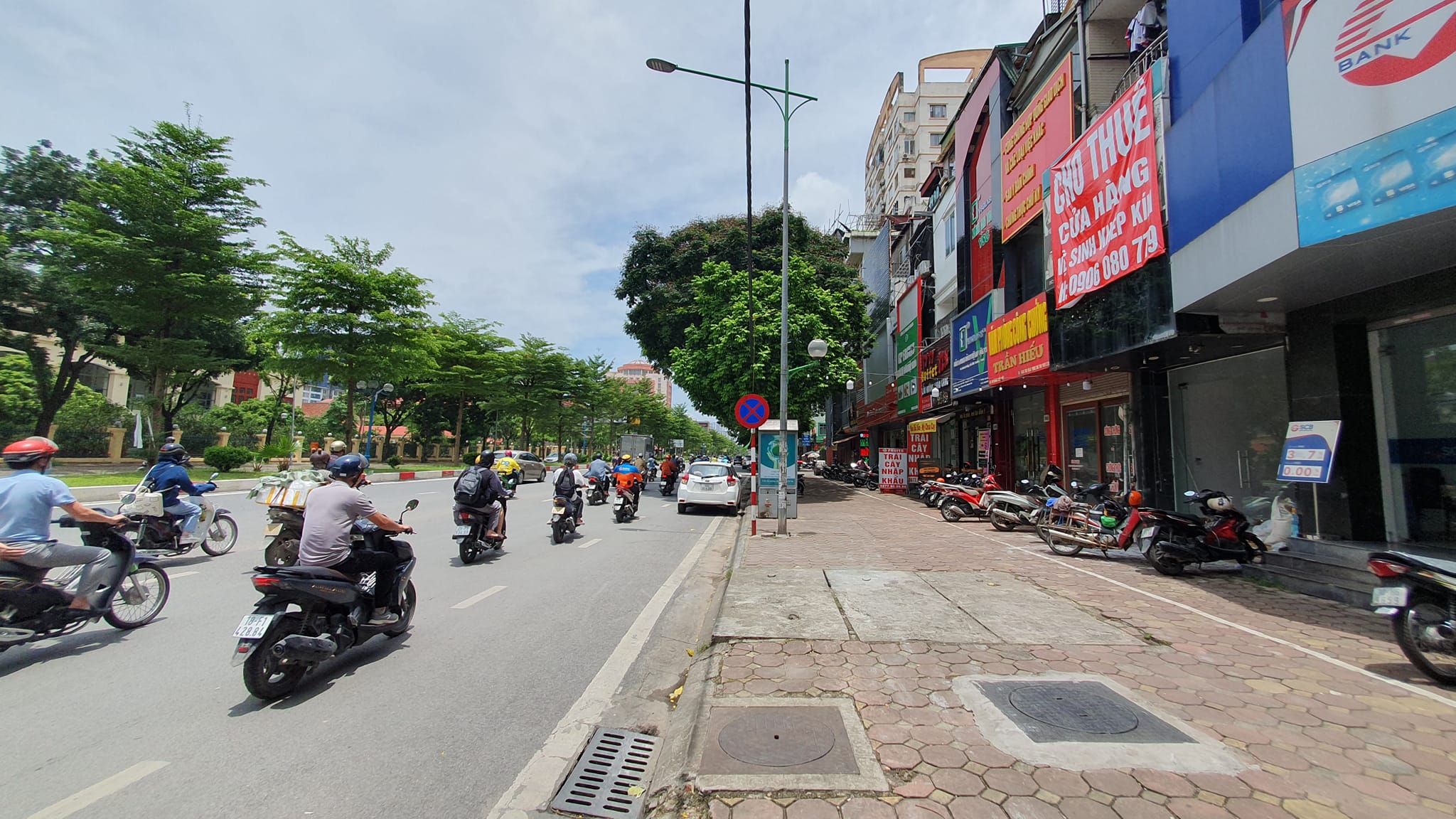 BÁN NHÀ MẶT PHỐ HOÀNG QUỐC VIỆT - VỈA HÈ KINH DOANH - 2 THOÁNG VĨNH VIỄN - DÒNG TIỀN THUÊ 2 TỶ/NĂM