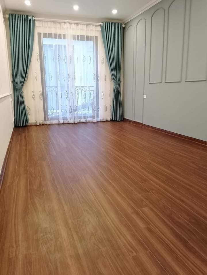 Mới koong, Trước nhà 3m, Thông bán nhà Nguyễn Lương Bằng-0946383428