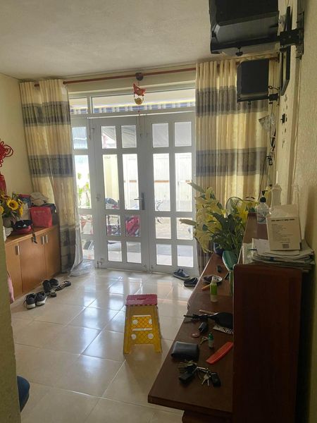 Bán Nhà 2 tầng Hẻm Hoàng Diệu, Vĩnh Nguyên, Nha Trang - Diện tích 133.9m2 giá chỉ 65tr/m2