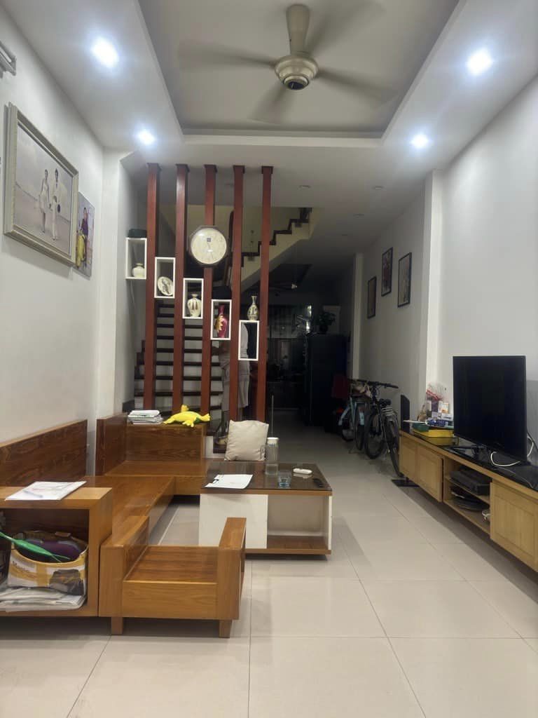 BÁN NHÀ KHU PHÂN LÔ-ÔTÔ TRÁNH-NHÀ ĐẸP Ở NGAY-48M 4T 10xTỶ-TRƯƠNG ĐỊNH HOÀNG MAI