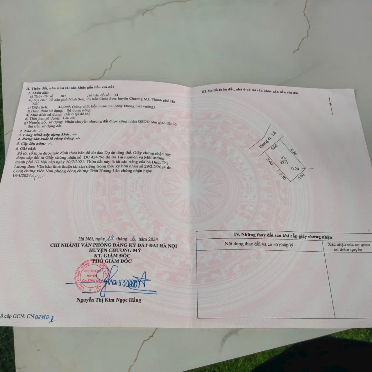 Cc gửi bán lô đất đẹp 42m2, 1.x tỷ (x nhỏ xíu), mt=hậu=5m, tại tt Chúc Sơn, Chương Mỹ, Hà Nội, ô tô đậu