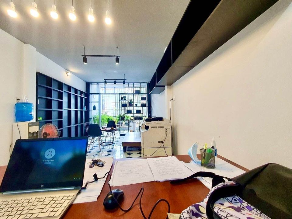 Biệt thự mini 3 tầng, căn góc 2 mặt tiền HXH gần ks Đệ Nhất, P4, Tân Bình. 7.5 tỷ