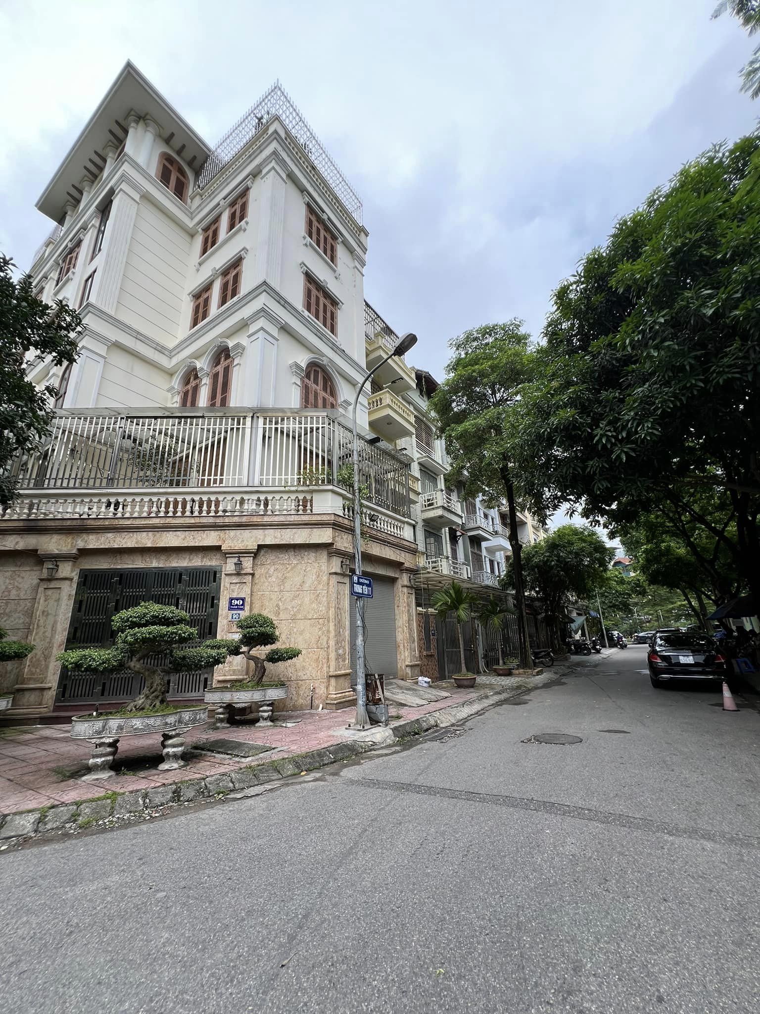 CỰC HIẾM- Phân Lô Trung Yên (Vũ Phạm Hàm) 90m2/ 4 Tầng/ MT 5m 35 Tỷ Ô tô Tránh, KD