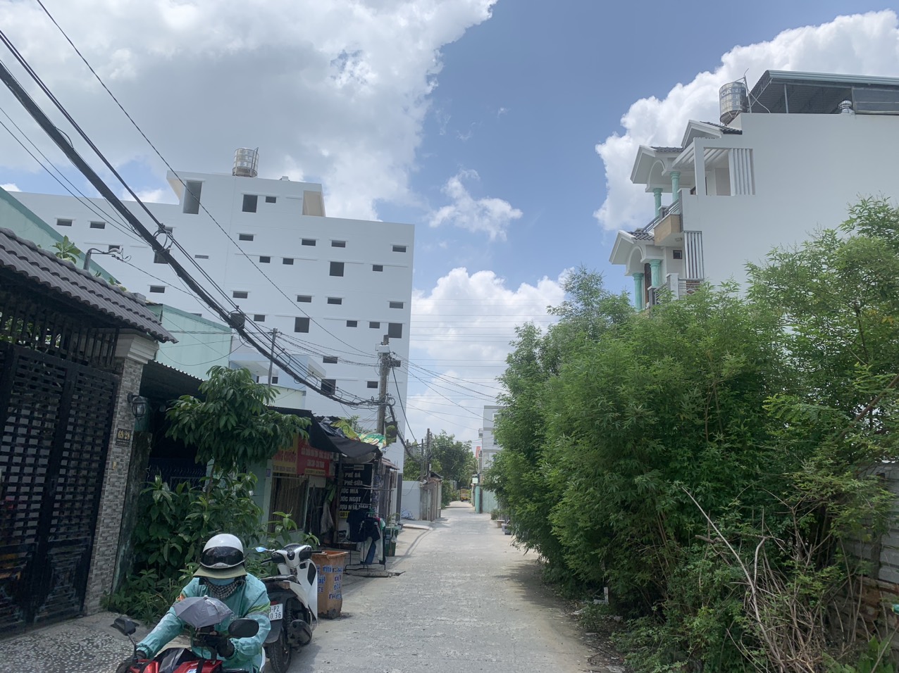 ĐẤT SAU LƯNG ĐẠI HỌC NGUYỄN TẤT THÀNH, 380M2, 11x34 CHỈ HƠN 30TR/M2